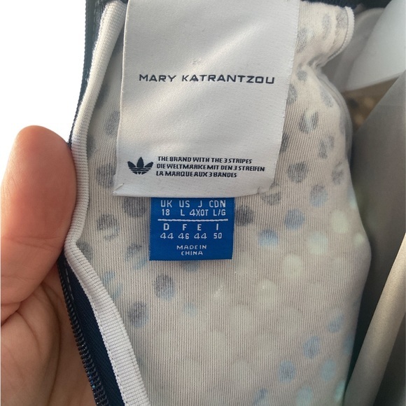 Rare Mary Katrantzou Adidas Dress size Large - Picture 4 of 4